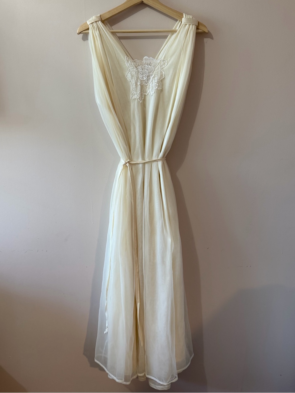 Vintage Ivory Lace-Detail Nightgown